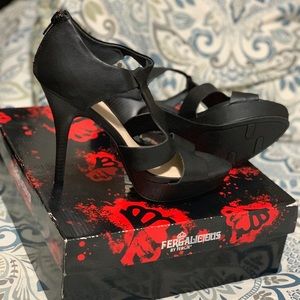 Fergalicious EMILEE platform sandals - SOLD